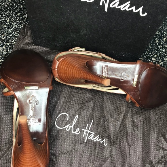 Cole Hann brown shoes with Nike Air cushions - Picture 3 of 4